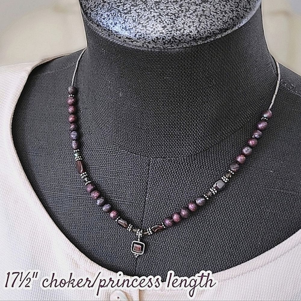 Vtg garnet and smokey metallic glass bead necklace
